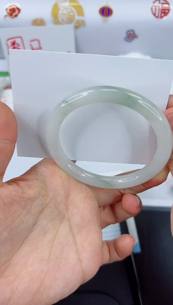 【闪购商品】石英质玉手镯未镶嵌559-60.1