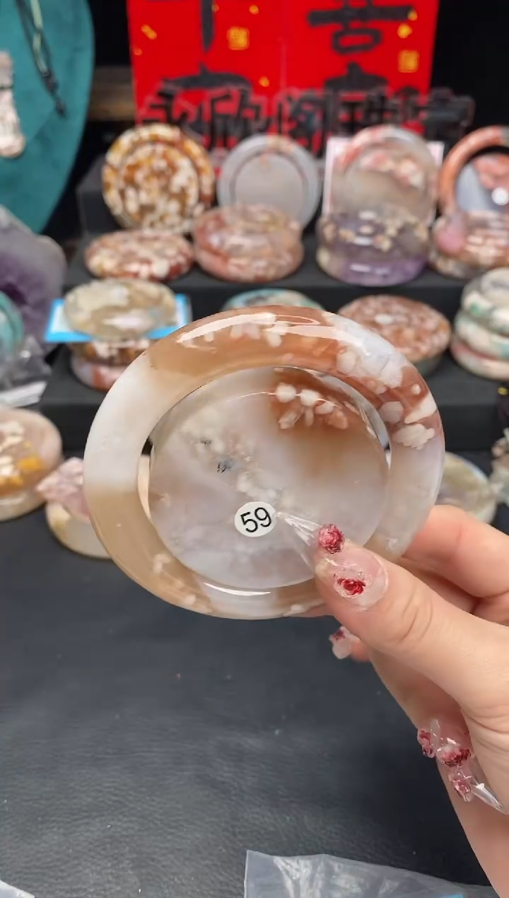 【闪购商品】石英质玉手镯（圆镯）未镶嵌60