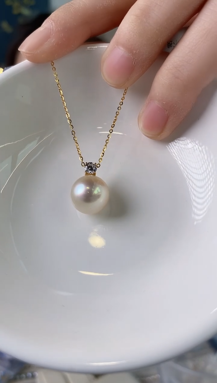【闪购商品】海水珍珠吊坠(赠链)18K金镶嵌12-13海水珍珠吊坠