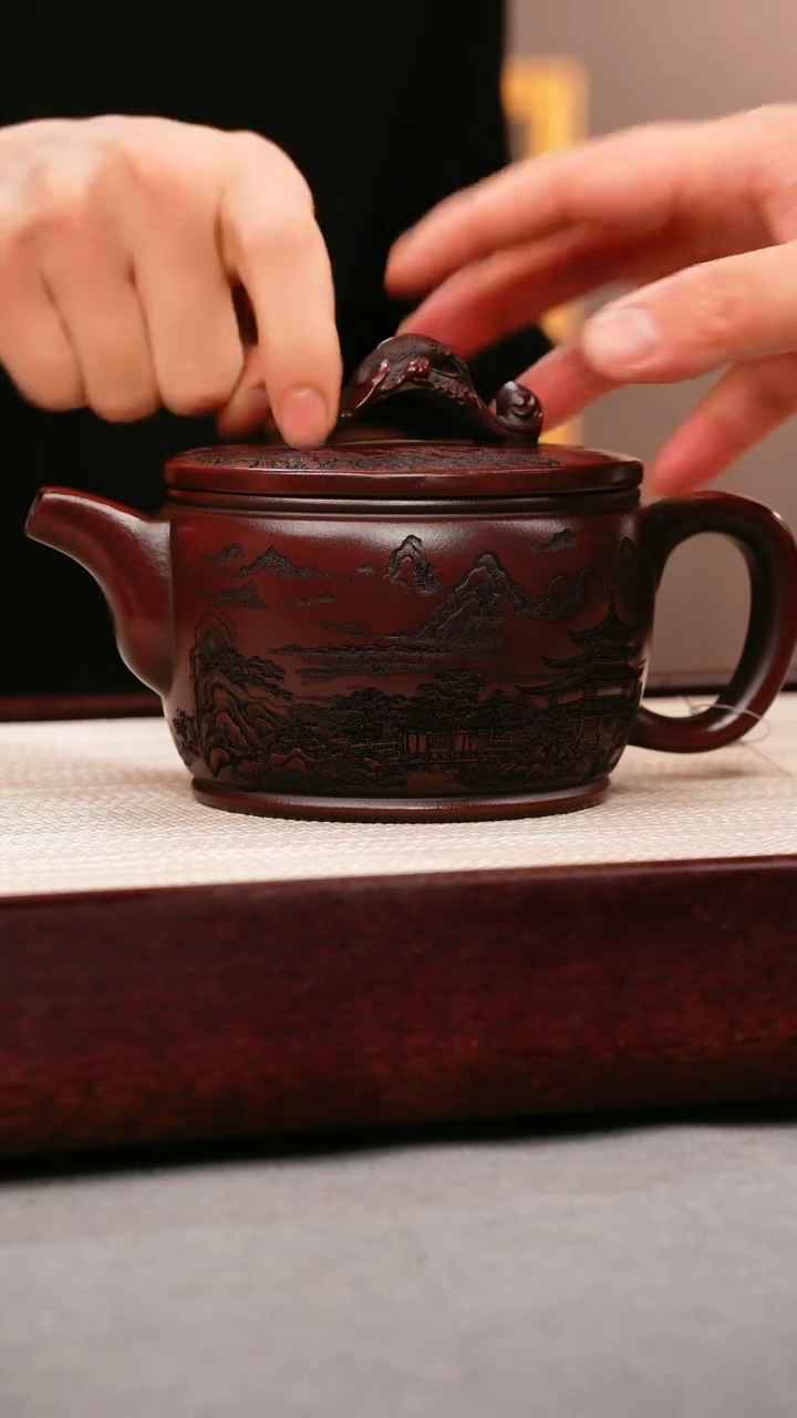 茶壶紫砂铁血红砂 如意大汉瓦 刻绘