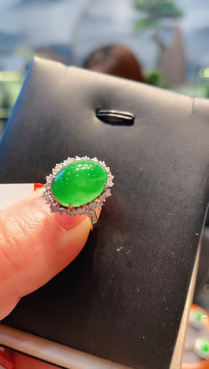 【闪购商品】翡翠颈饰18K金镶嵌A59天然A货翡翠