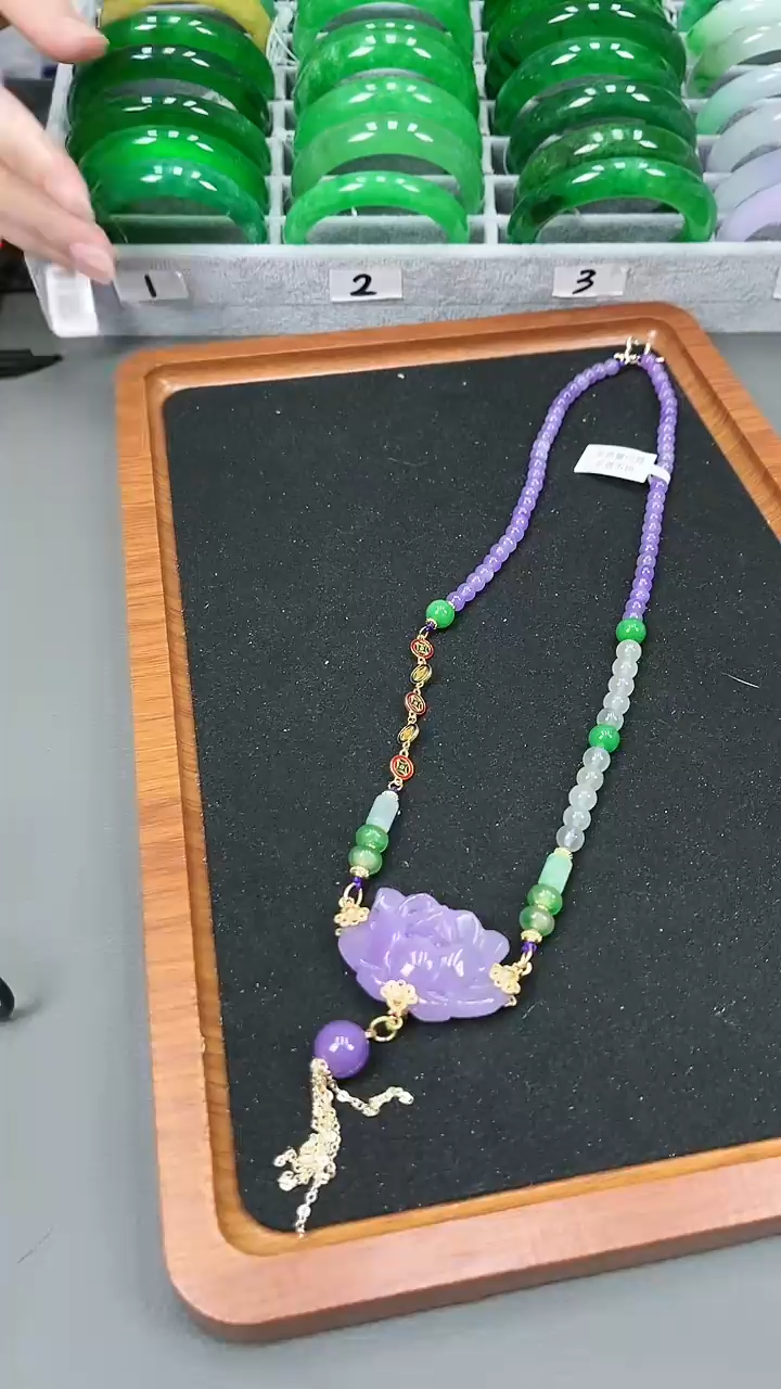【闪购商品】砖雕s42 紫罗兰莲花吊坠
