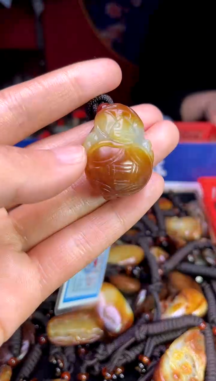 【闪购商品】和田玉未镶嵌颈饰1