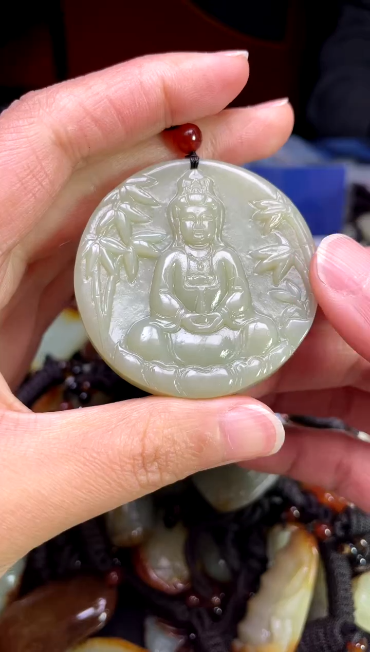 【闪购商品】和田玉颈饰未镶嵌1