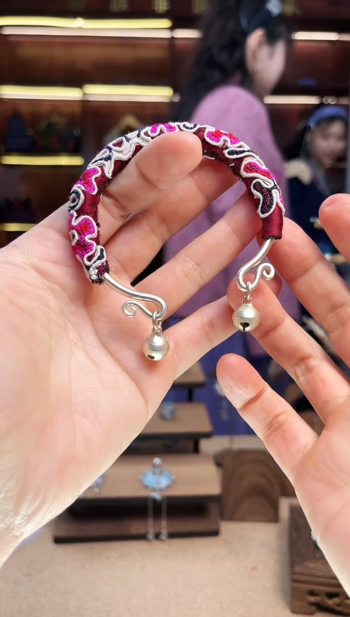 【闪购商品】织绣1992黔东南苗族刺绣