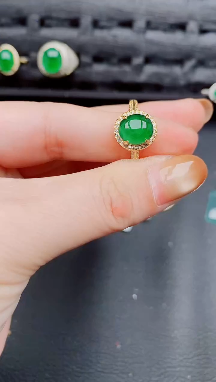 【闪购商品】翡翠戒指银S925镶嵌天然a货翡翠877