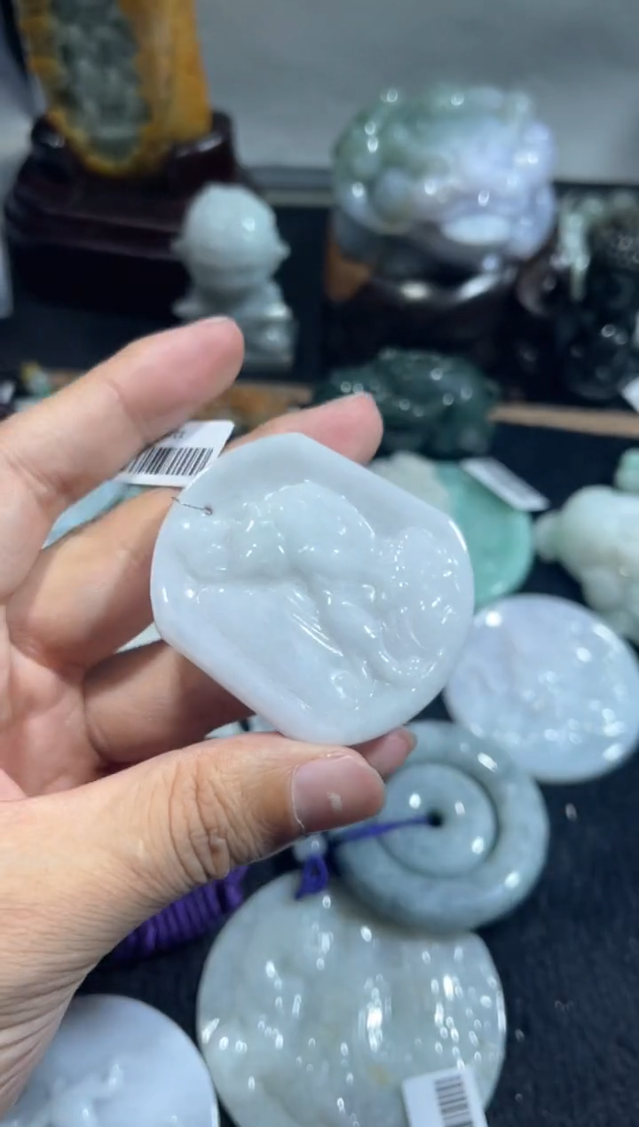 【闪购商品】翡翠颈饰未镶嵌00000187