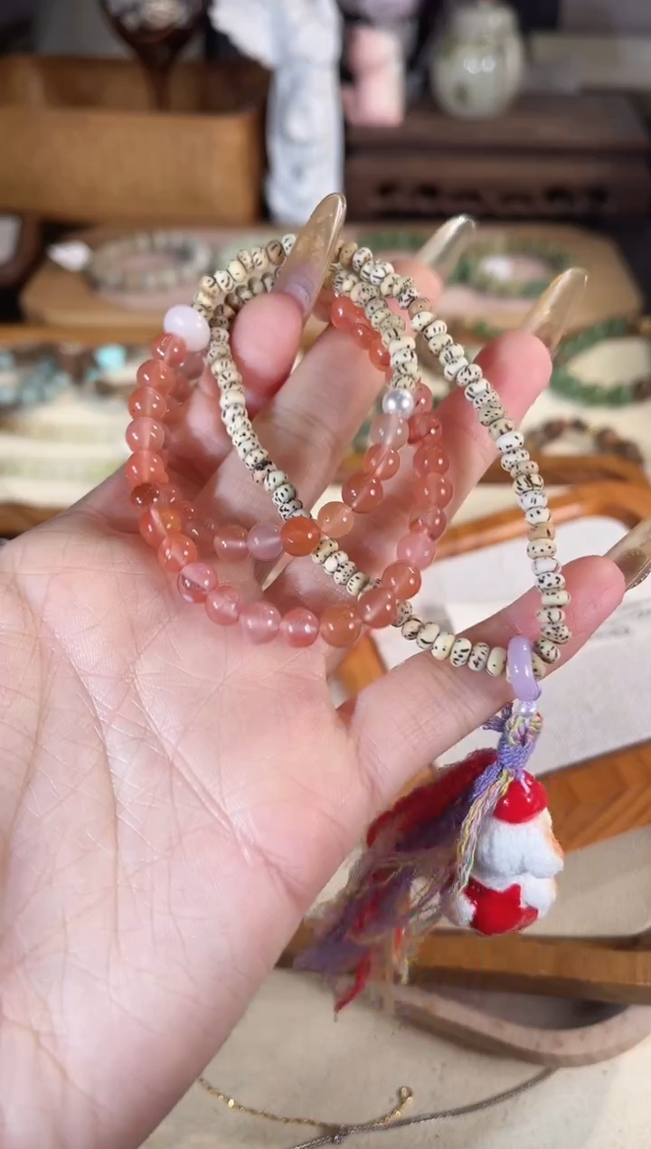 未镶嵌手链南红玛瑙多样性发其一