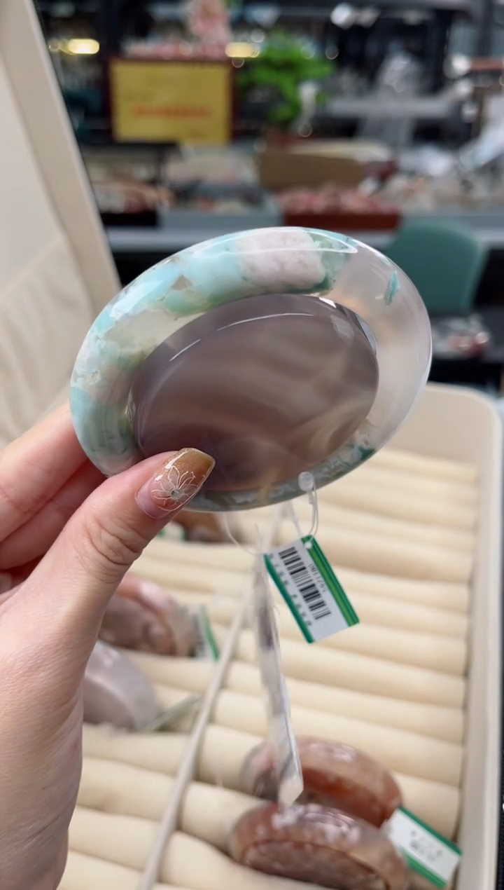 【闪购商品】石英质玉手镯未镶嵌55圈口（赠品镯心）S921180