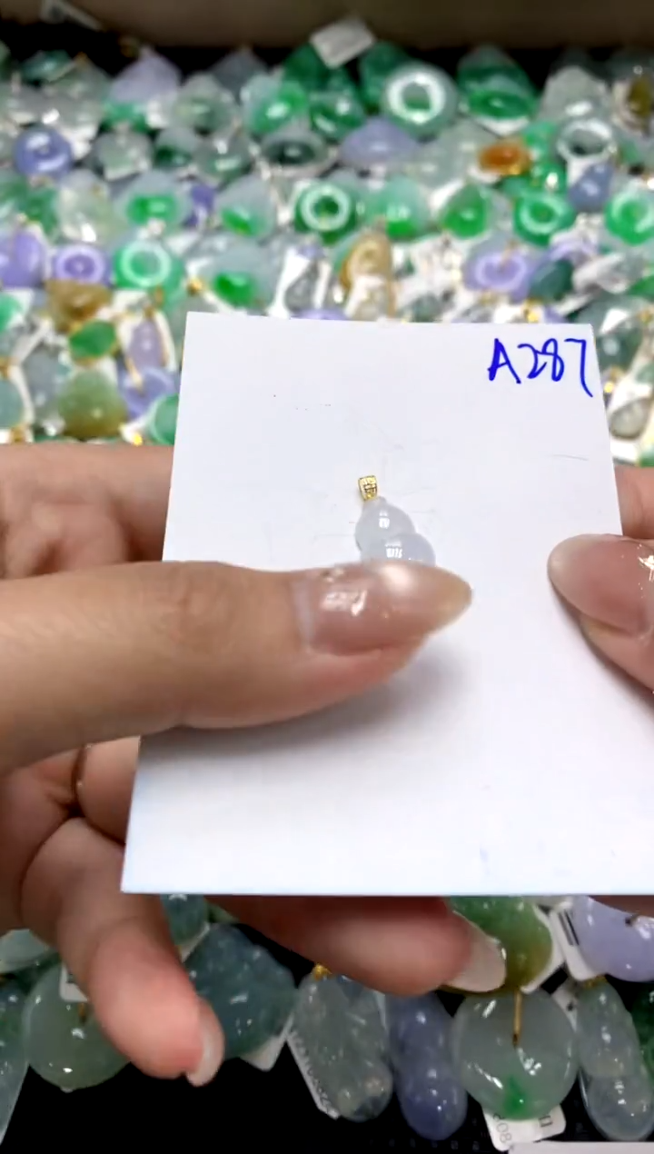 【闪购商品】翡翠颈饰18K金镶嵌1111111111111111