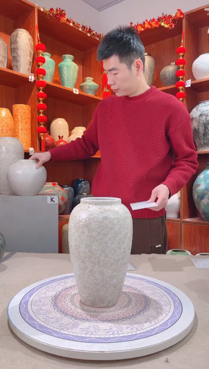 【闪购商品】瓶茶白 中号 陶瓷花瓶 无花