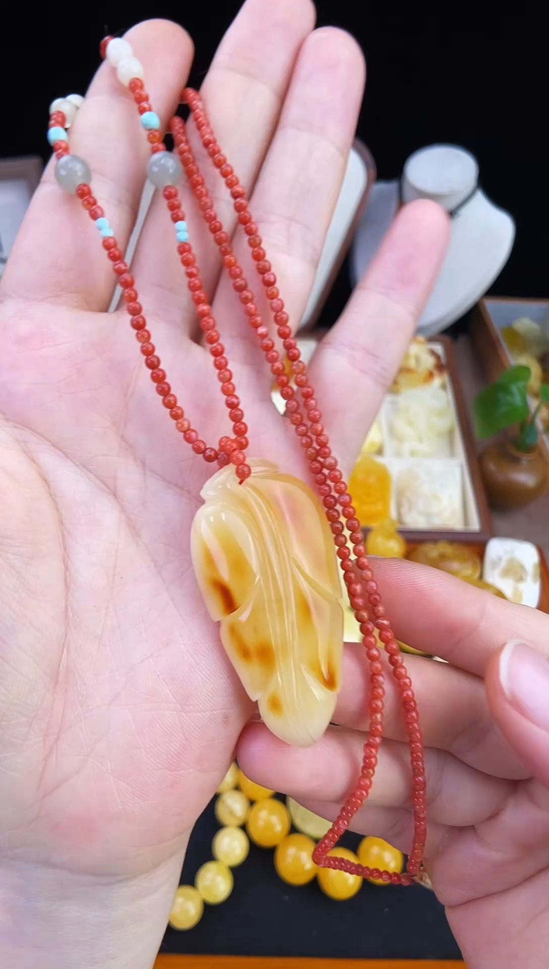琥珀未镶嵌珠宝奇石柒月