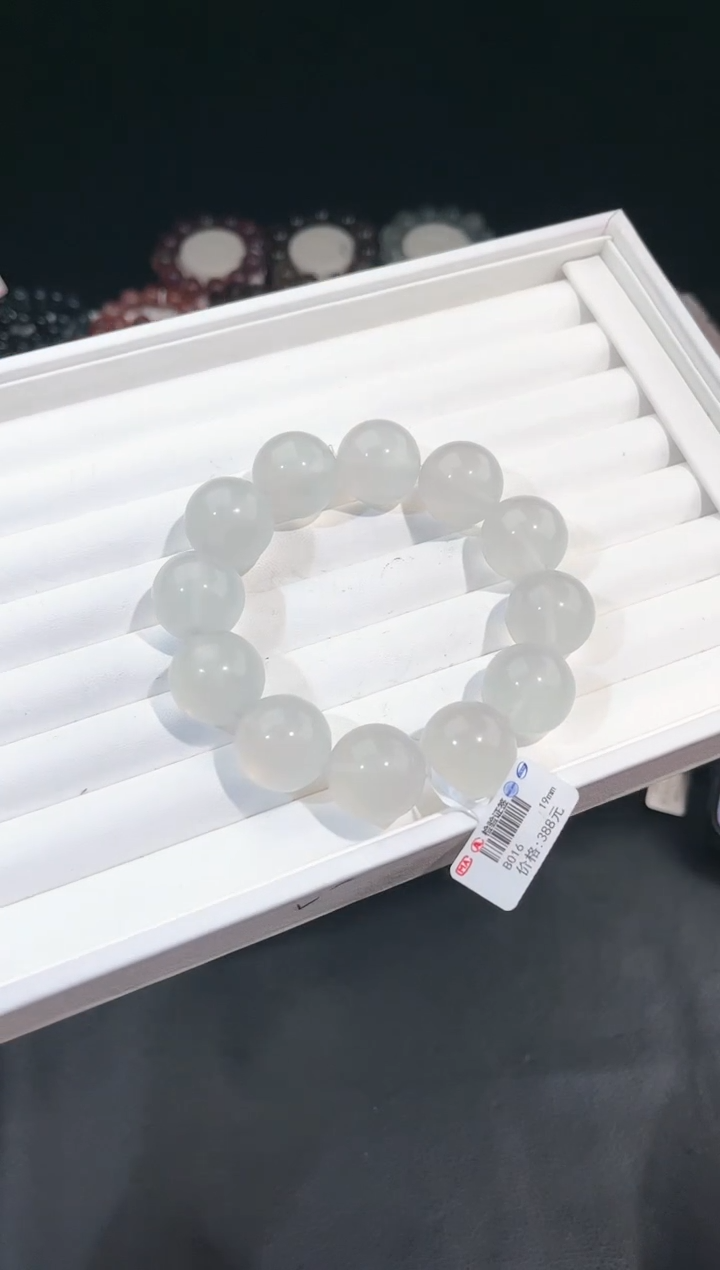 【闪购商品】萤石手链未镶嵌多样性发一奶绿萤石19mm