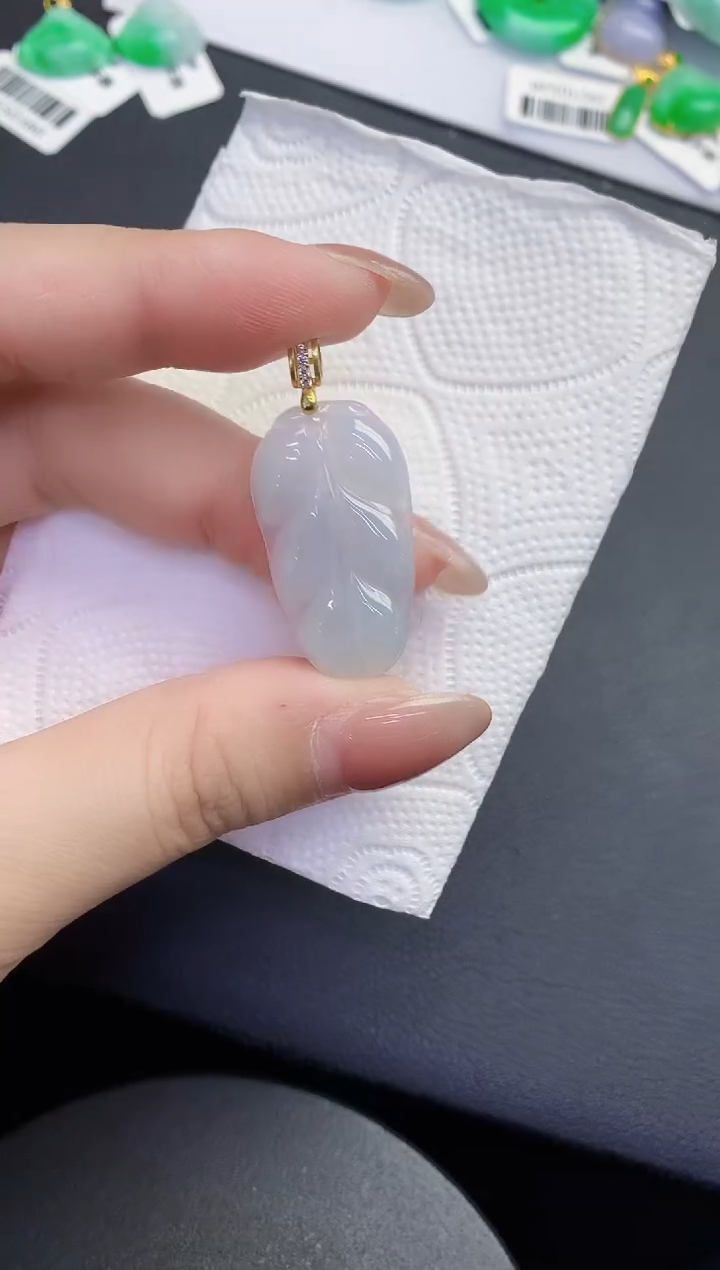 颈饰未镶嵌翡翠缅甸天然翡翠a货