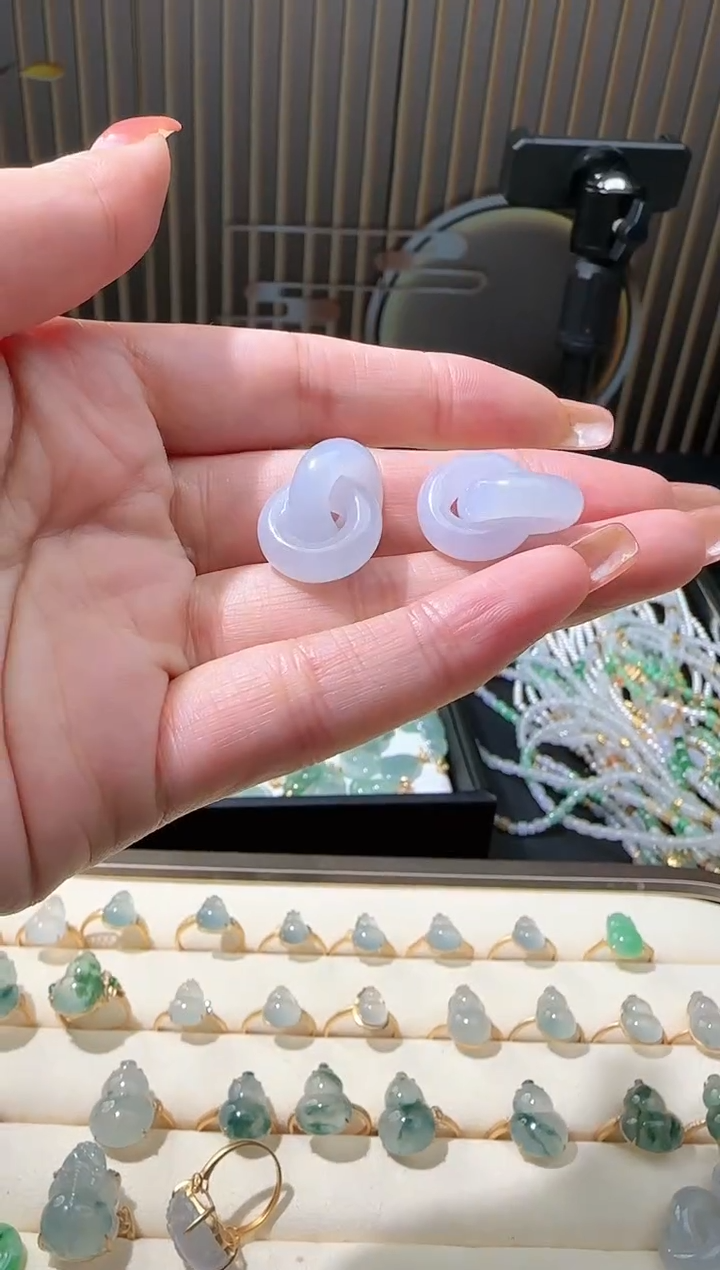 【闪购商品】定制翡翠未镶嵌TZG0115081