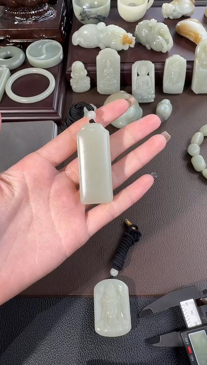 吊坠(不含链)未镶嵌和田玉9