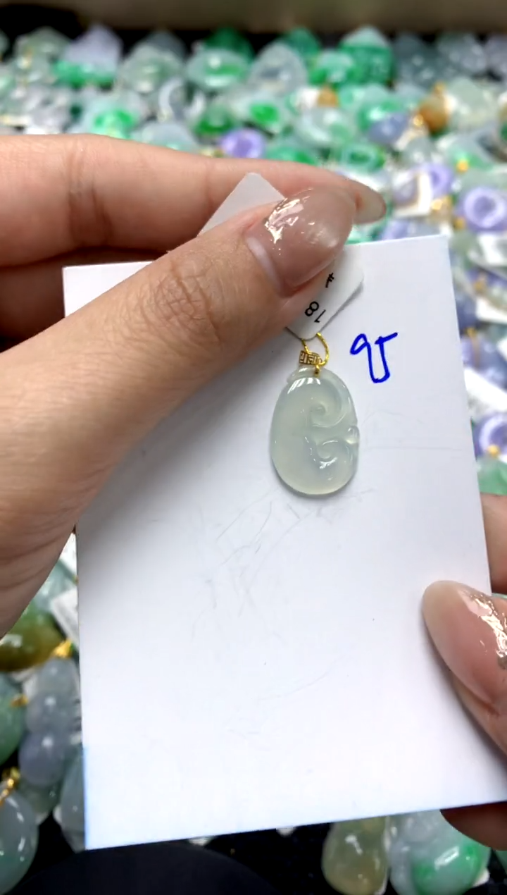 【闪购商品】翡翠颈饰18K金镶嵌1111111111111111