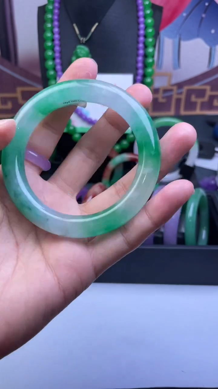 非金属仿水晶手镯