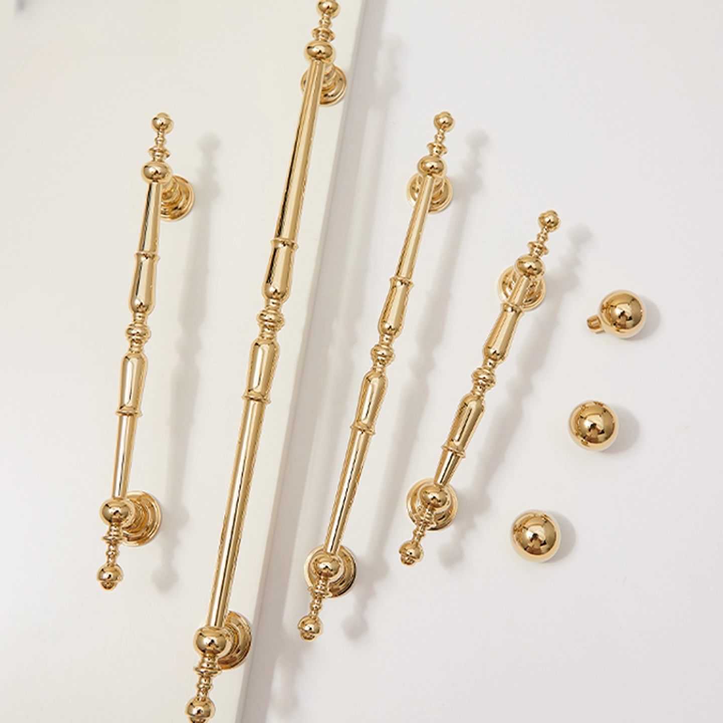 法式高级感黄铜柜门长拉手现代简约亮金色抽屉欧式橱柜衣柜门把手