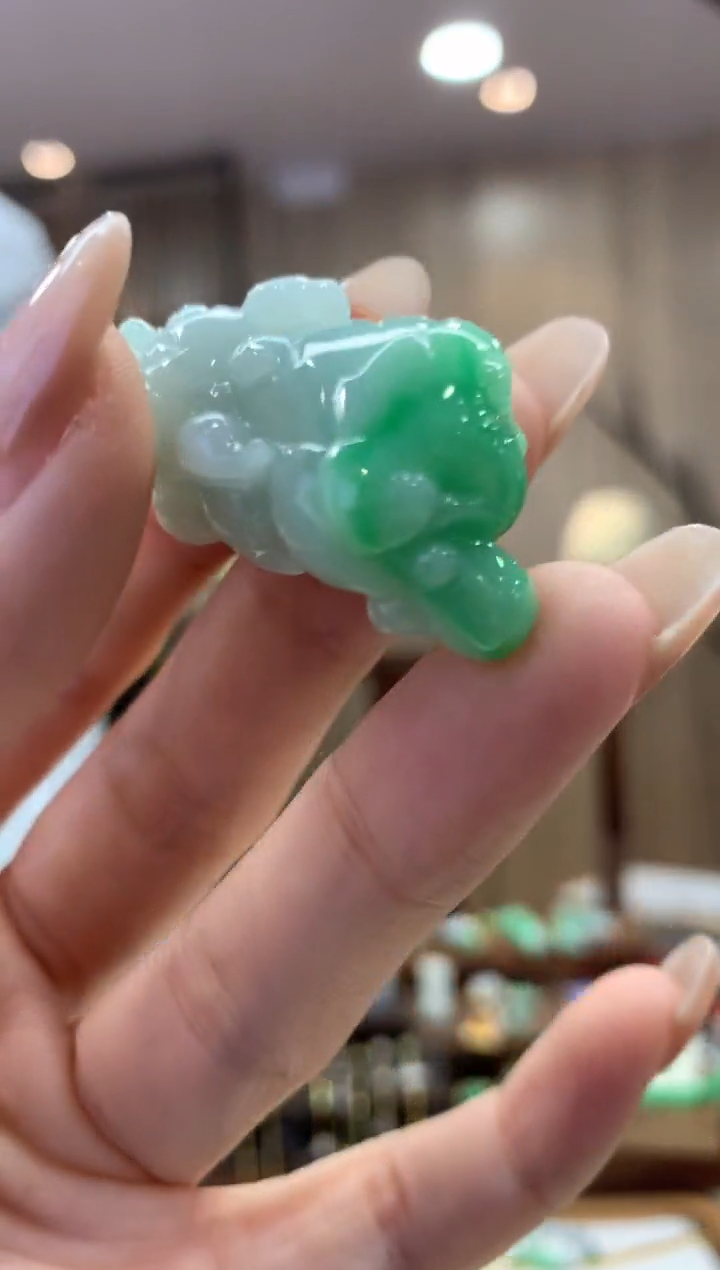 翡翠18K金镶嵌吊坠(不含链)白菜