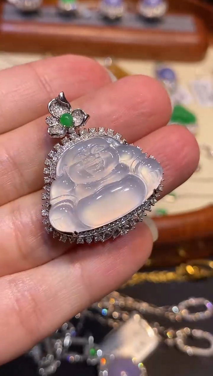 【闪购商品】翡翠吊坠(不含链)18K金镶嵌吊坠