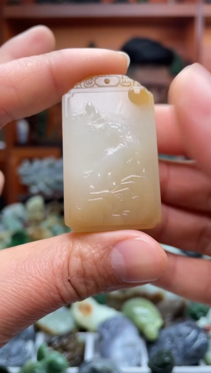 颈饰未镶嵌和田玉1