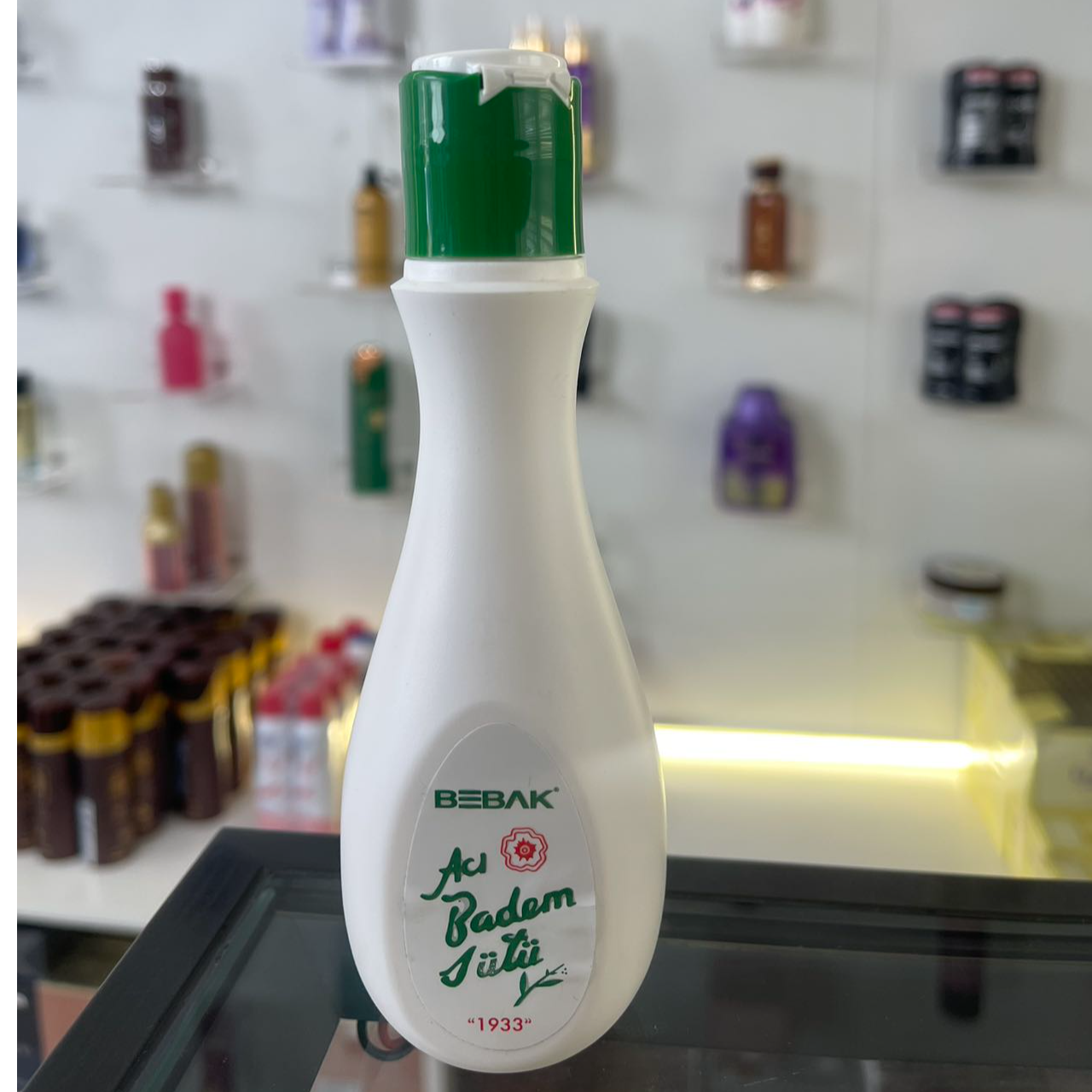 杏仁牛奶控油面霜