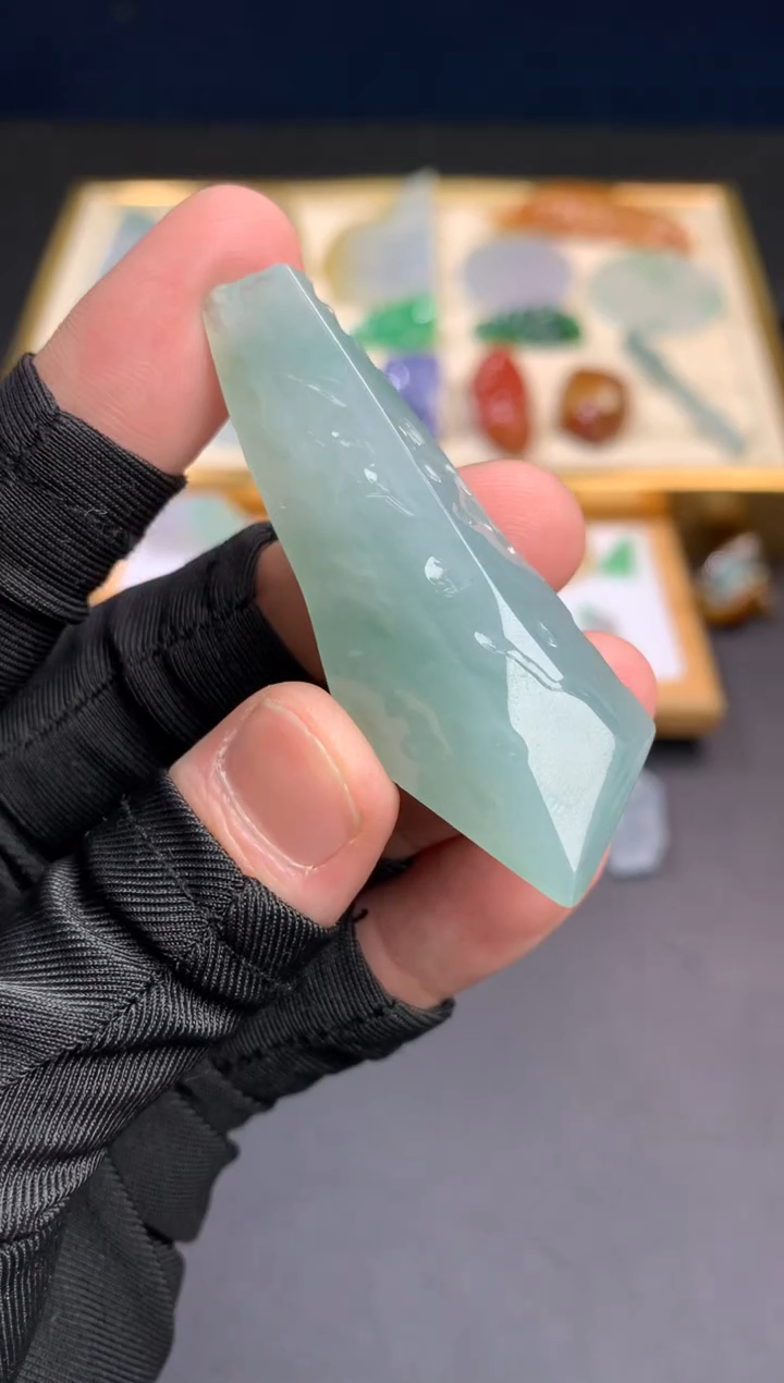 【闪购商品】定制翡翠未镶嵌            