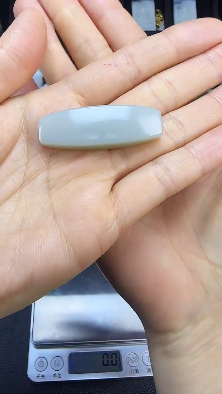 颈饰未镶嵌和田玉乐子