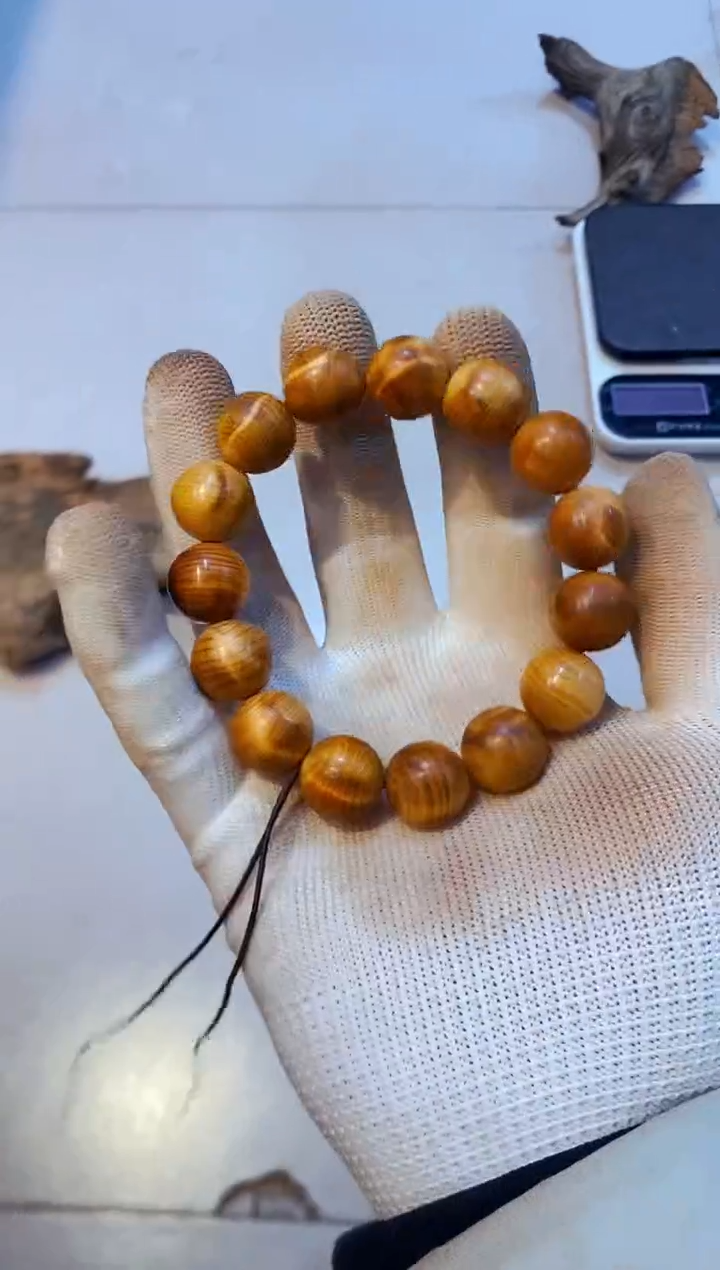 柏木（崖柏）闪圆1.5单条北太行崖柏手把件手串