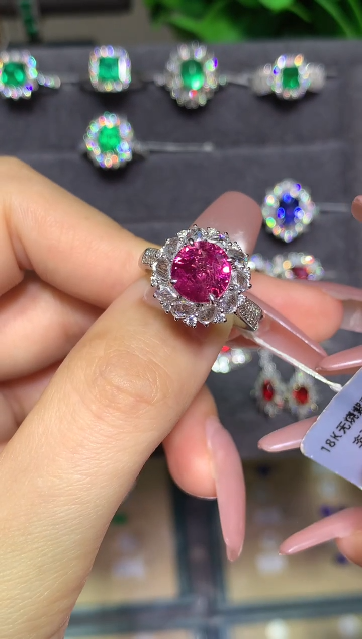 戒指彩色蓝宝石18K金镶嵌3.12ct无烧