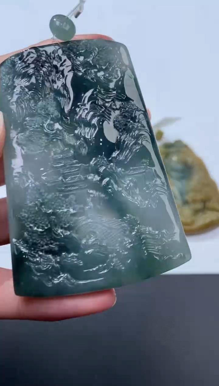 未镶嵌挂件翡翠371665    多人 