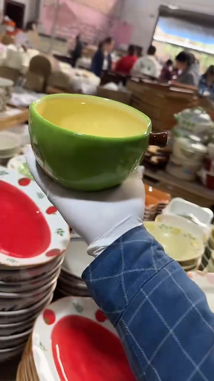 陶瓷苹果碗 微瑕凑满20元包邮