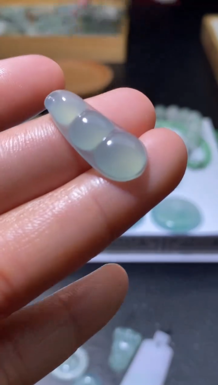 【闪购商品】定制翡翠未镶嵌翡翠毛货~多样性发货一个