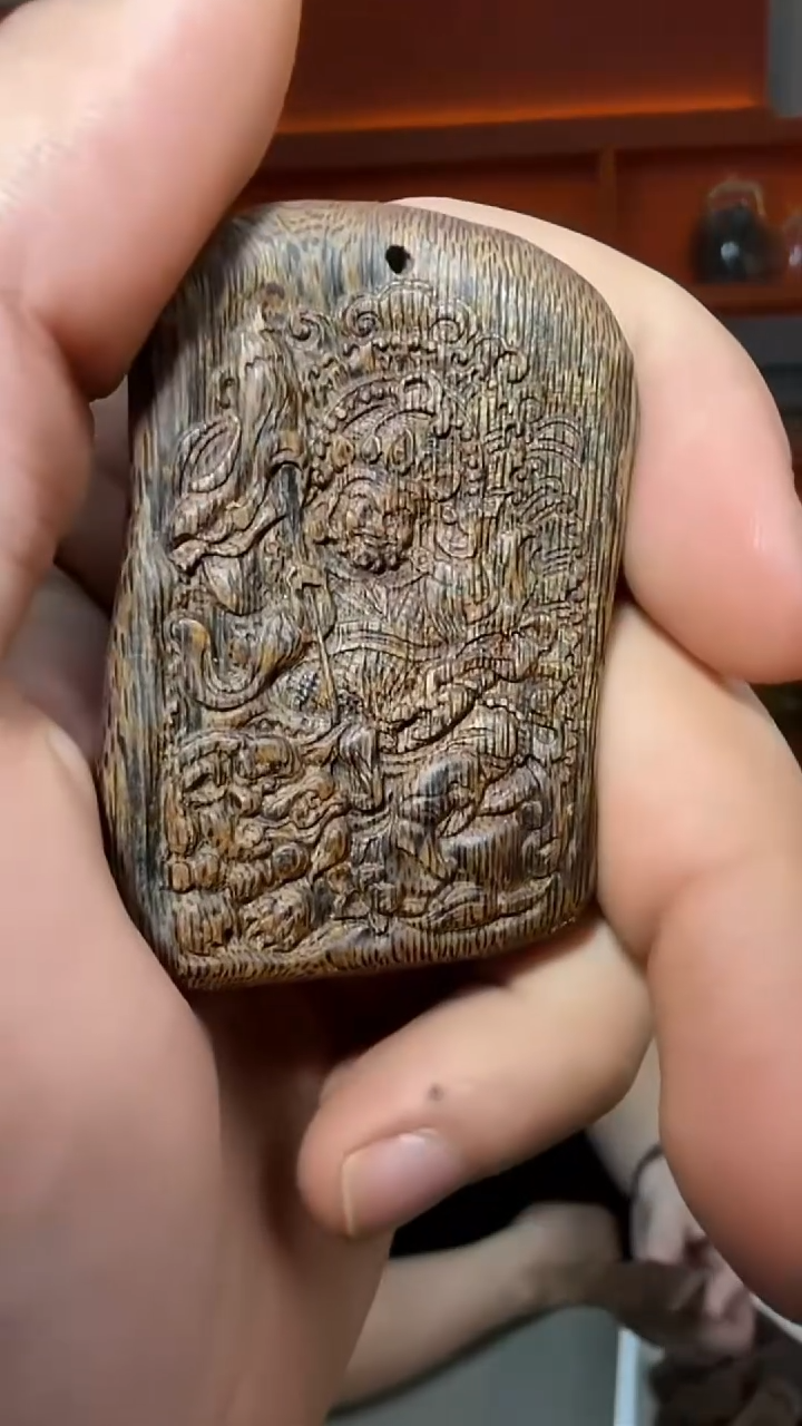 沉香吊坠97号多样性发一