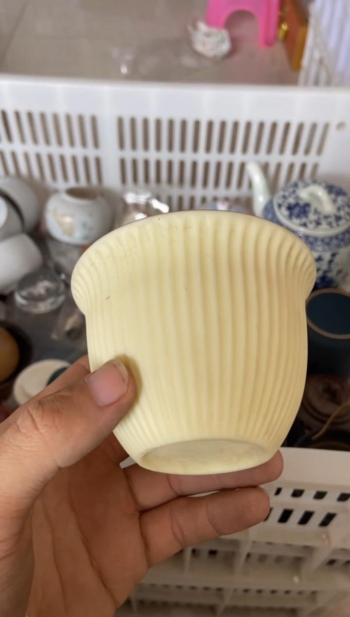 杯无运费险有瑕疵的摄影的产品有使用过的痕迹有点脏介意勿拍