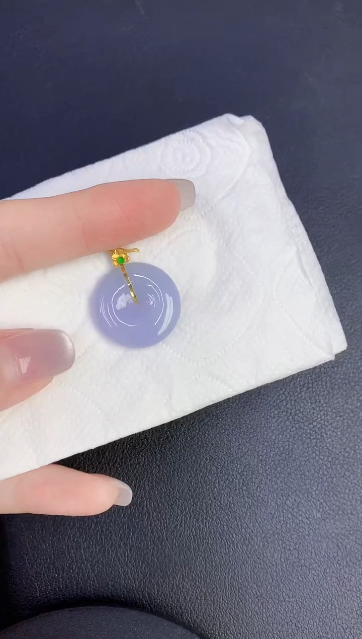 颈饰18K金镶嵌翡翠缅甸天然翡翠A货