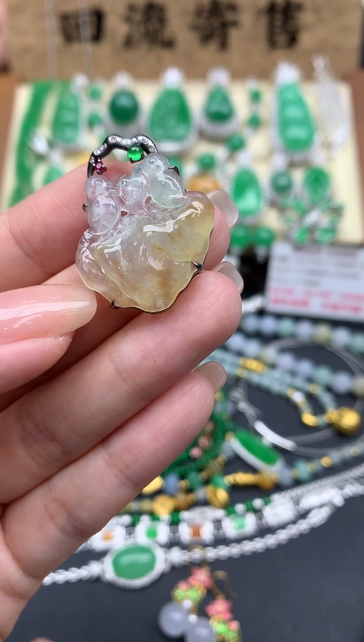 【闪购商品】翡翠颈饰18K金镶嵌181-中国好珍宝