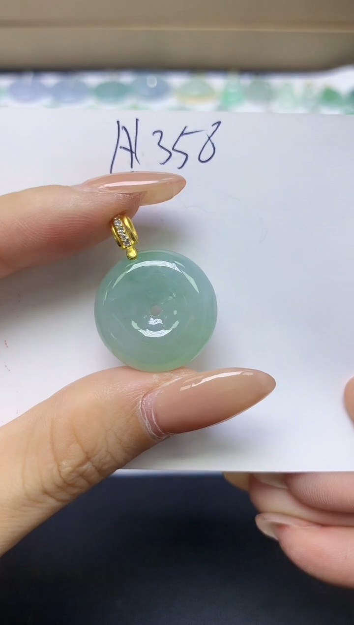 颈饰未镶嵌翡翠天然缅甸A货翡翠百元以上9元证书费自理