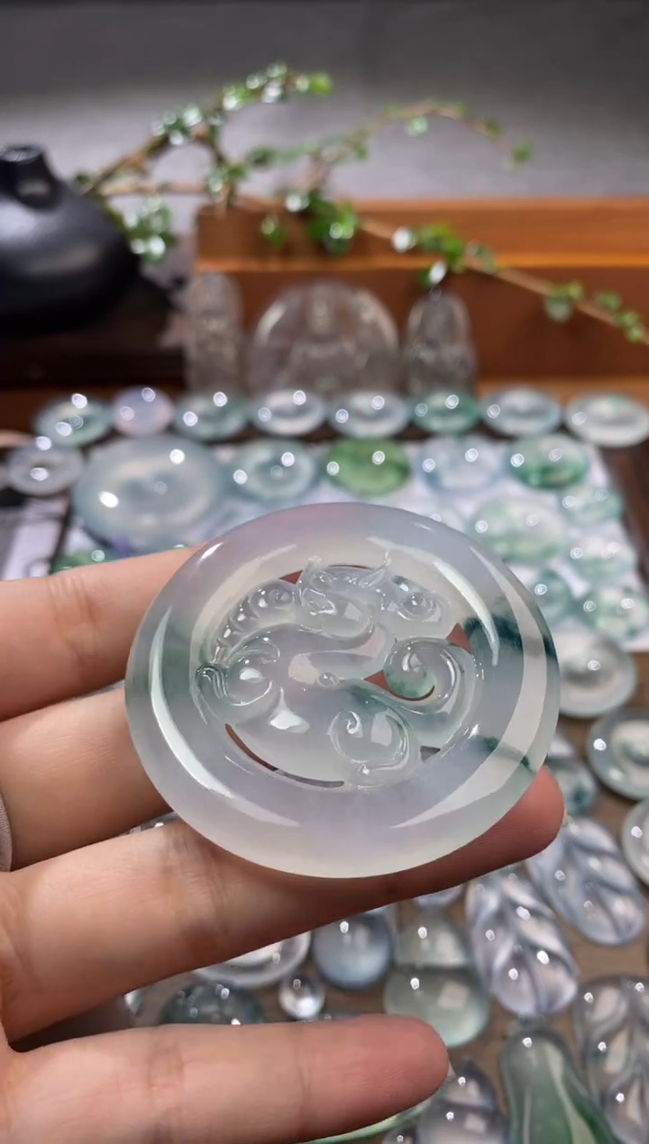 吊坠(不含链)未镶嵌翡翠麒麟圈