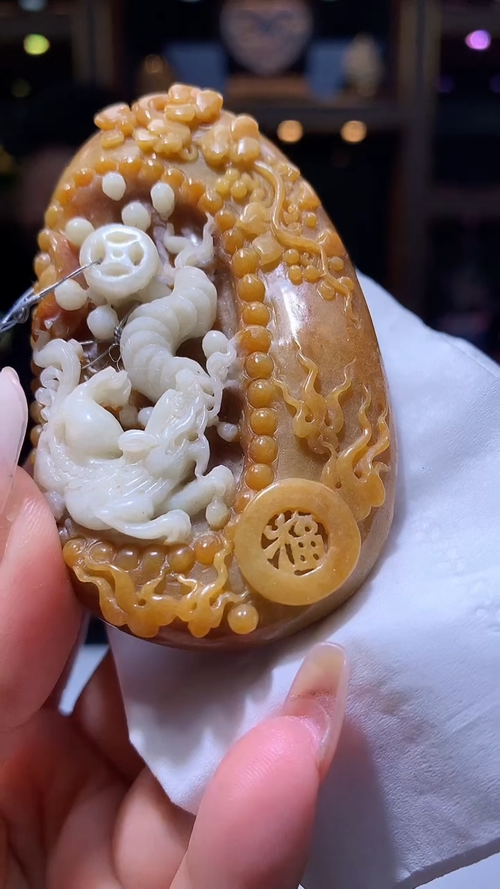 【闪购商品】定制翡翠未镶嵌1018xx-毛货挂件27