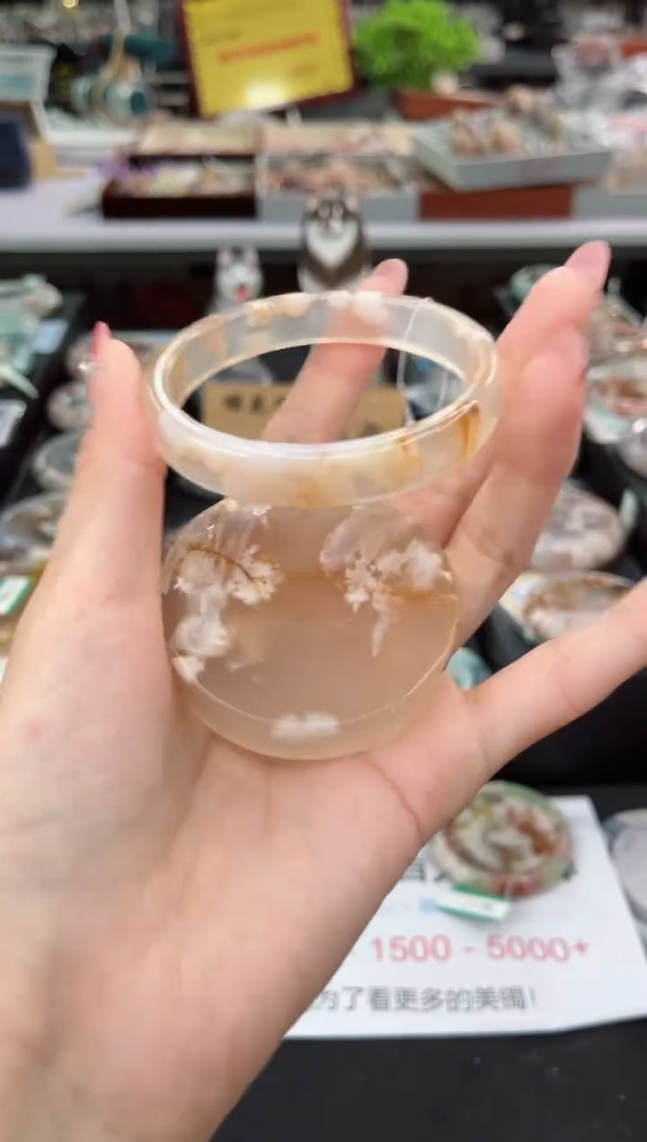 【闪购商品】石英质玉手镯未镶嵌56圈口（赠品镯心）3354214