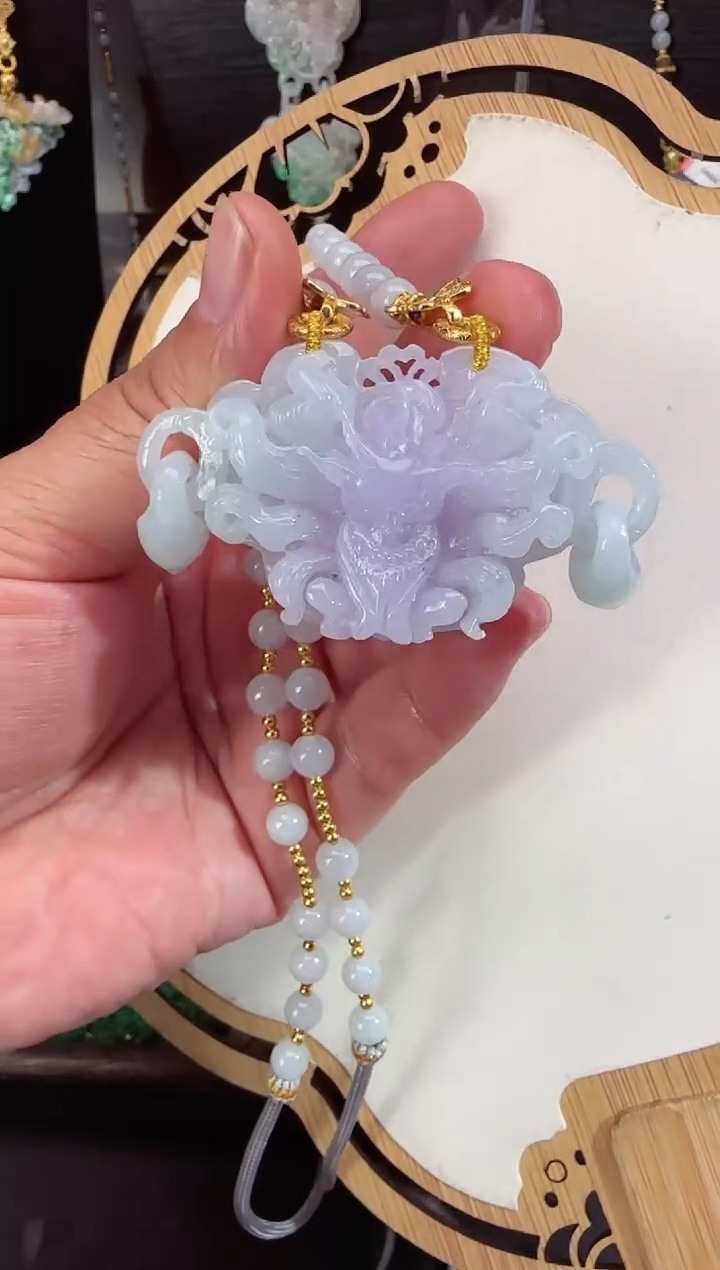 【闪购商品】翡翠颈饰未镶嵌拍照