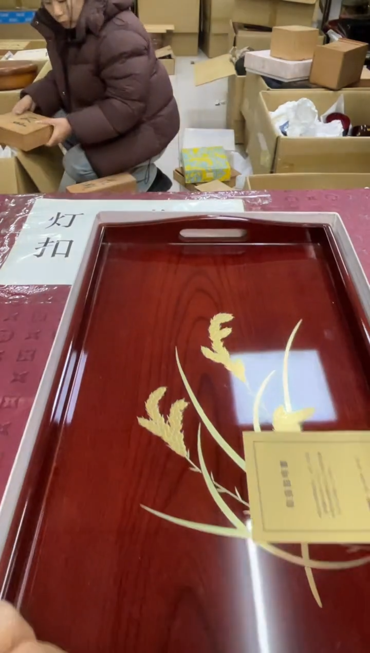 h***n默认微瑕，no退no换，介意勿拍