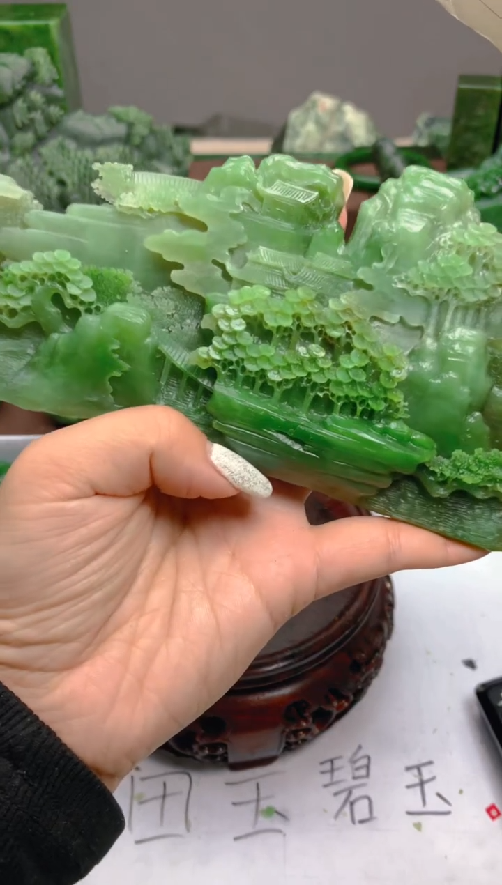 【闪购商品】和田玉（碧玉）未镶嵌摆件1