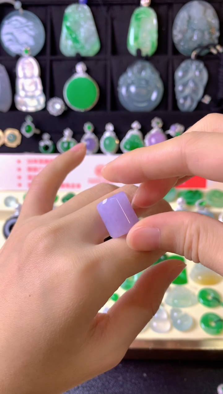 定制翡翠未镶嵌1裸玉（客户意向镶嵌）