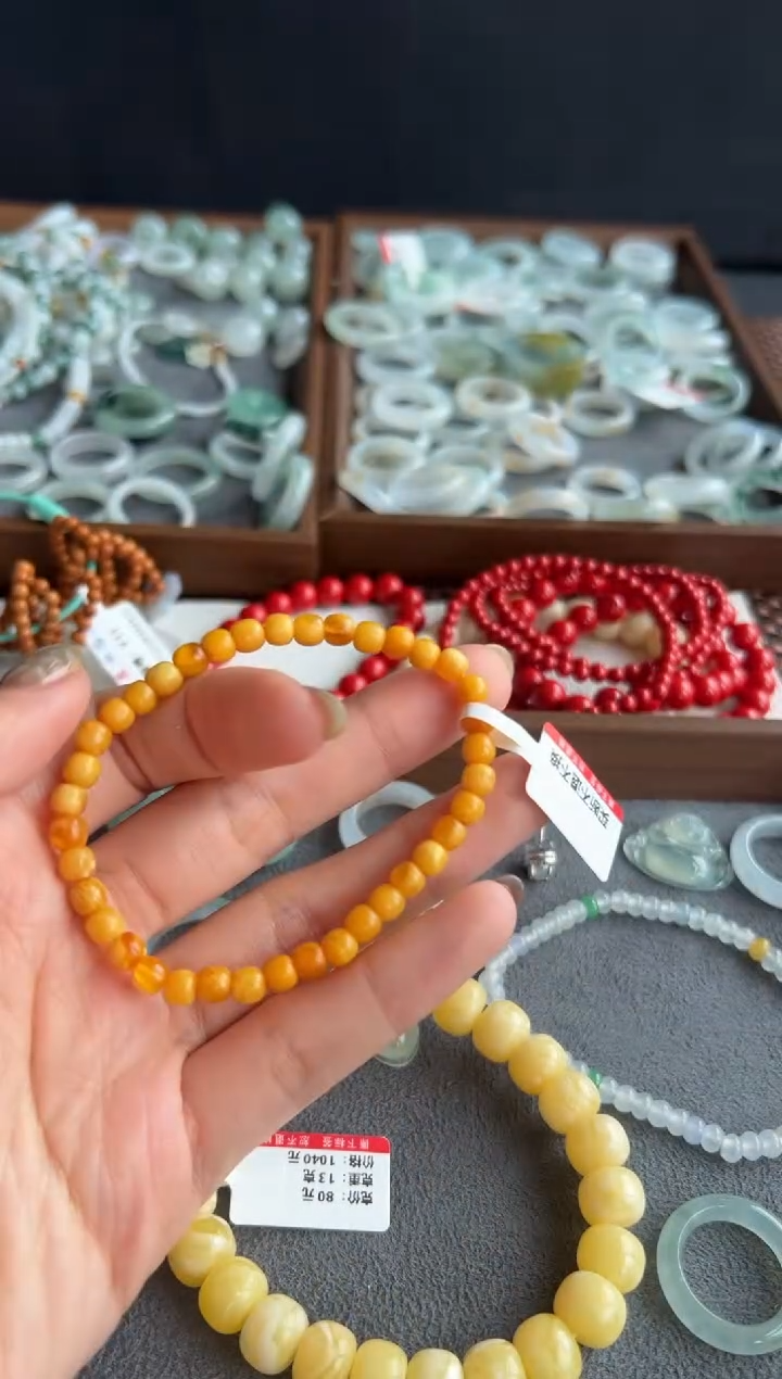 【闪购商品】蜜蜡手串未镶嵌323买断