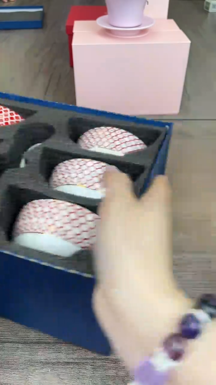 瓷片新号开播漏不停@@QQ11