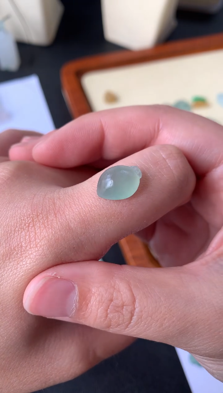 【闪购商品】定制翡翠未镶嵌翡翠