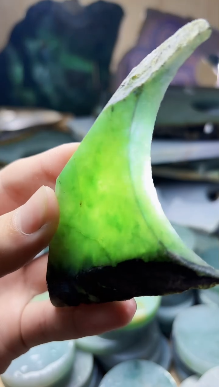 【闪购商品】翡翠颈饰未镶嵌A货白谭2415